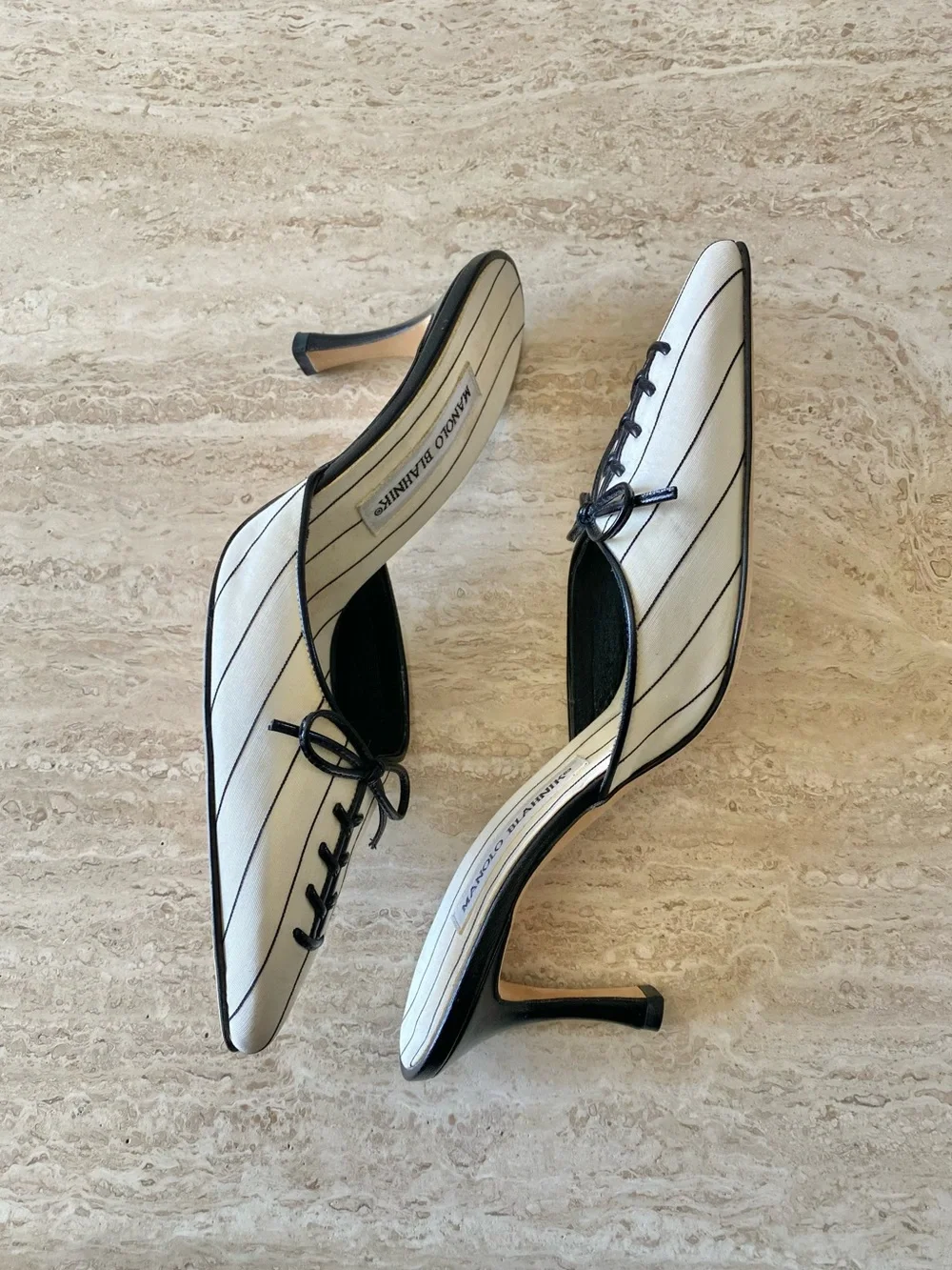 Vintage Manolo Blahnik Pinstripe Bow Mule Heels - Picture 5 of 12